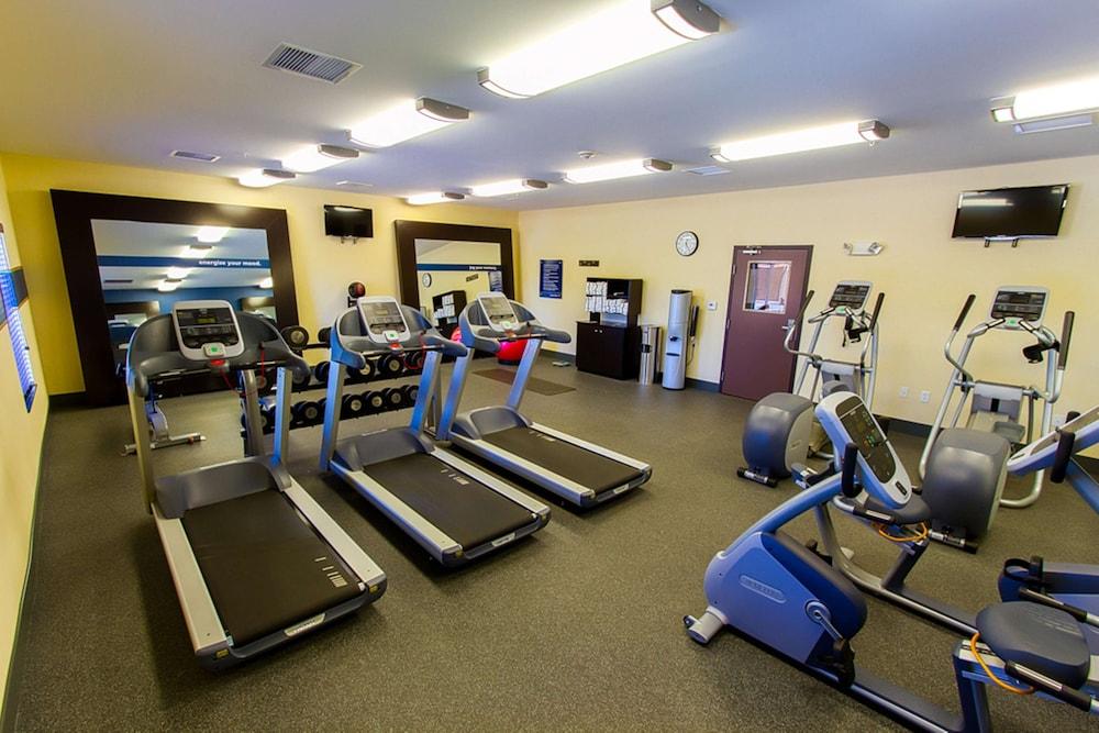 Hampton Inn Dekalb - Near The University Екстериор снимка