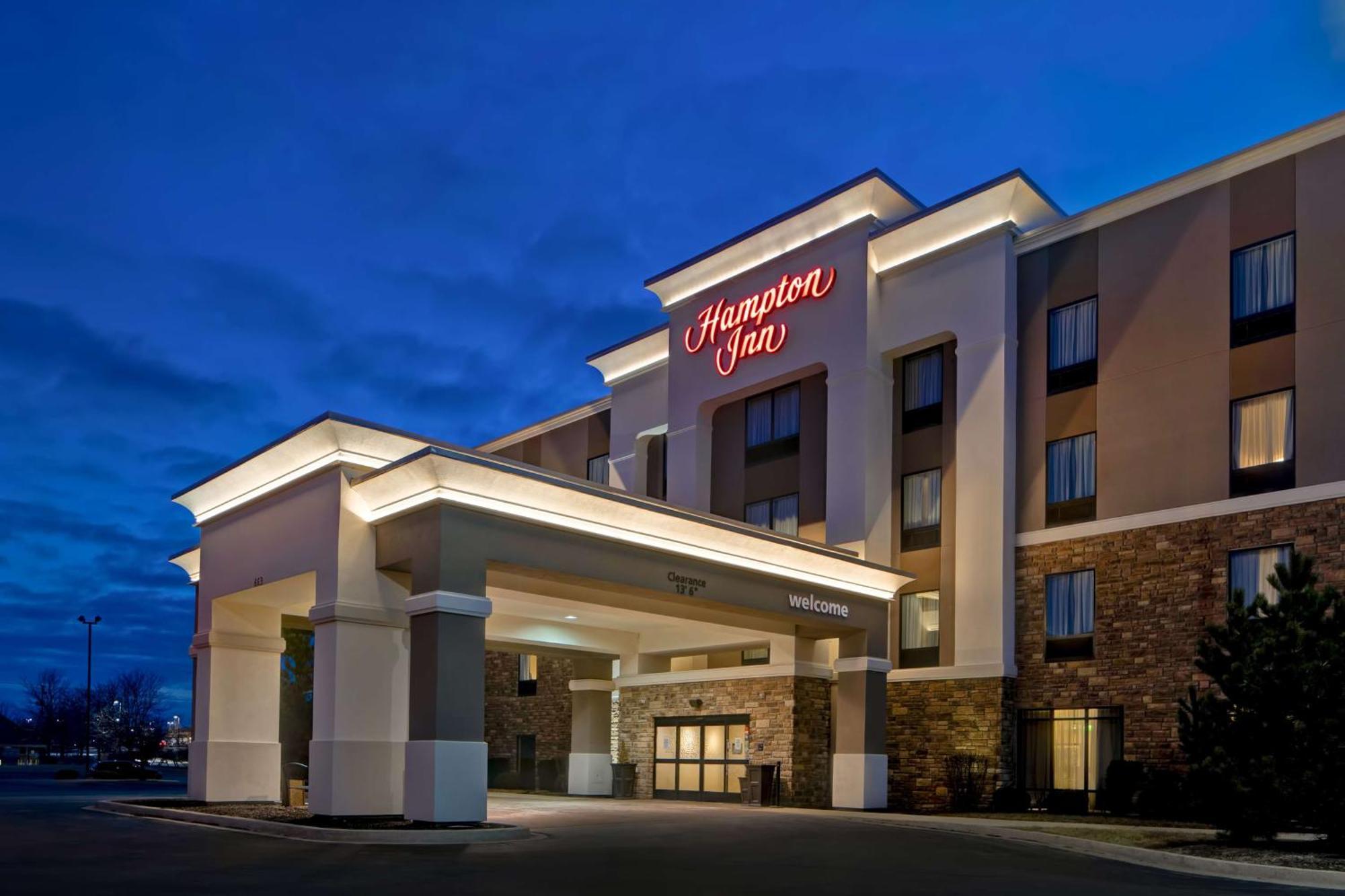 Hampton Inn Dekalb - Near The University Екстериор снимка