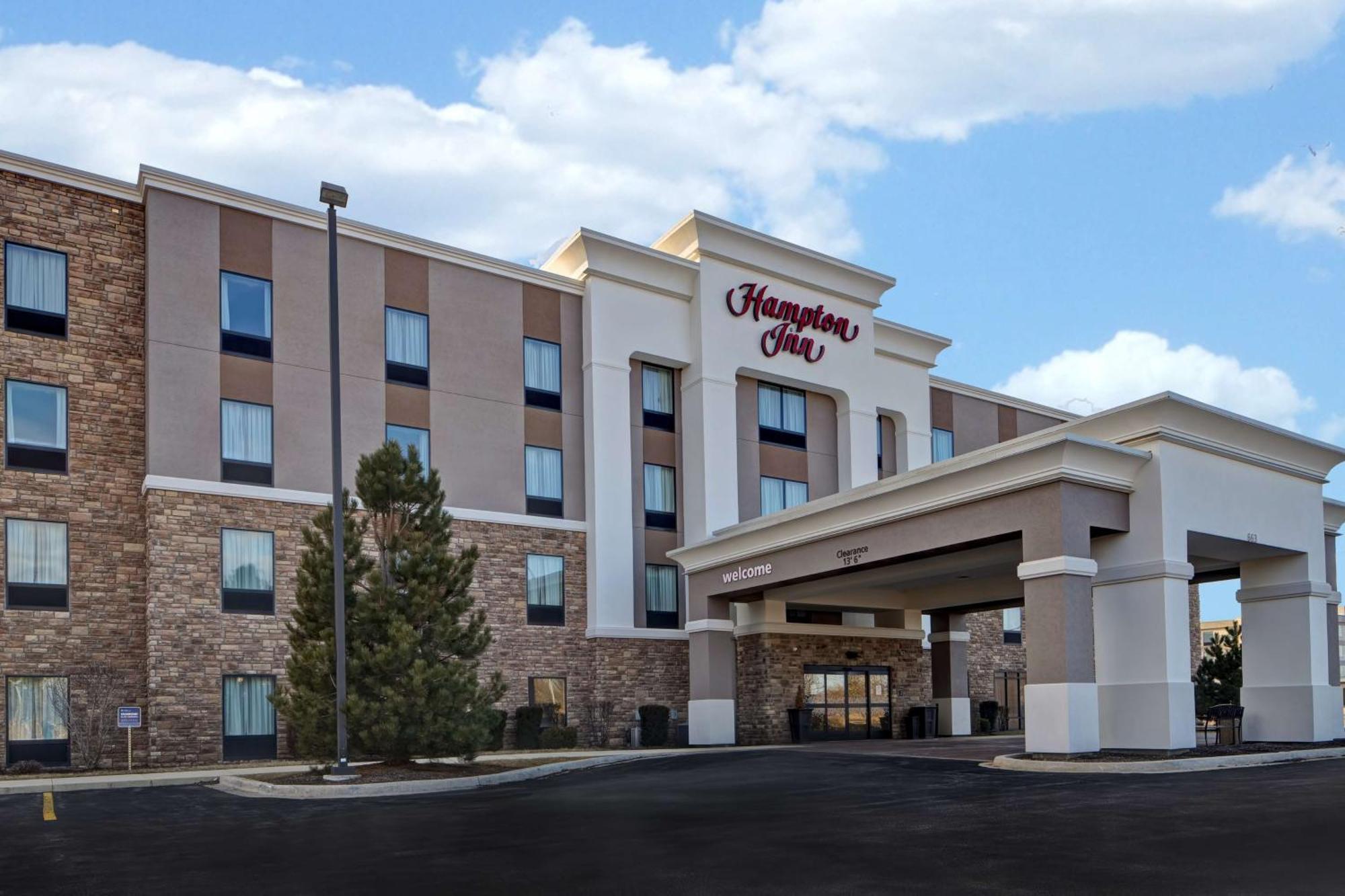 Hampton Inn Dekalb - Near The University Екстериор снимка
