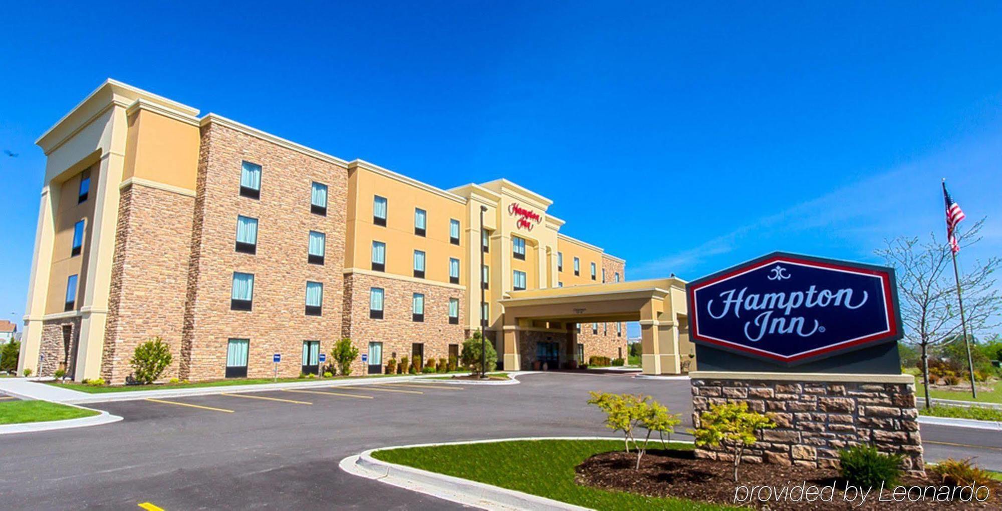 Hampton Inn Dekalb - Near The University Екстериор снимка